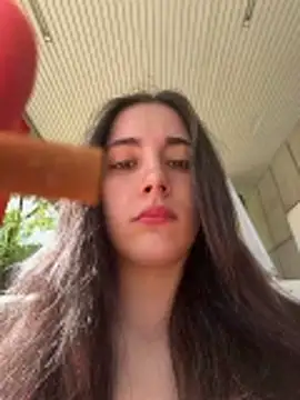 Snapshot of sexymelli18 chatting on 05-03-26, 08:52 sexymelli18 online show from 05-03-26, 08:52