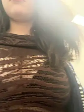 Snapshot of sexymelli18 chatting on 04-24-26, 07:32 sexymelli18 online show from 04-24-26, 07:32