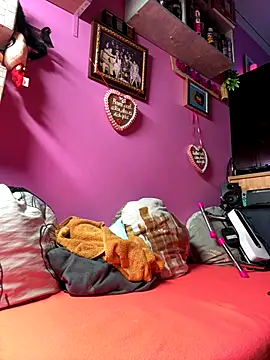 sexymelli18 online show from 11-09-25, 06:34