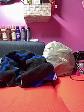 sexymelli18 online show from 10-30-25, 06:27