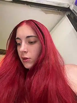 Snapshot of sexymelli18 chatting on 06-21-26, 09:59 sexymelli18 online show from 06-21-26, 09:59