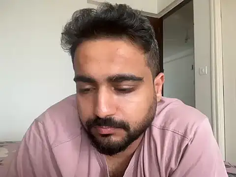 Snapshot of indian_thonger chatting on 06-21-26, 11:27 indian thonger online show from 06-21-26, 11:27