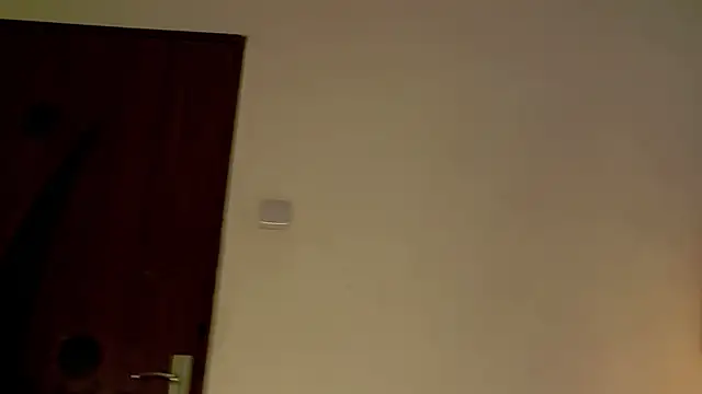 Snapshot of Sophie-Rosenfeld chatting on 05-14-26, 08:39 Sophie-Rosenfeld online show from 05-14-26, 08:39