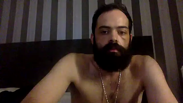 Snapshot of guccititi chatting on 09-17-25, 06:37 guccititi online show from 09-17-25, 06:37