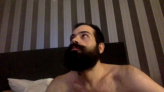 Snapshot of guccititi chatting on 09-29-25, 11:54 guccititi online show from 09-29-25, 11:54