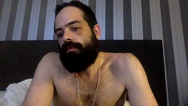 Snapshot of guccititi chatting on 09-19-25, 10:41 guccititi online show from 09-19-25, 10:41