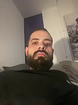 guccititi online show from 10-30-25, 10:17