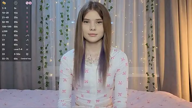 CarolinePepper online show from 04-16-26, 01:56