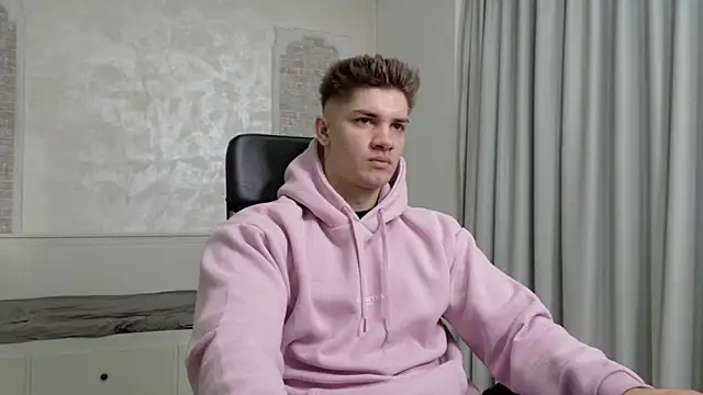 MaxKaiden online show from 04-03-26, 04:30