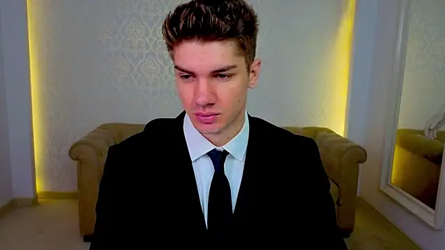 Snapshot of MaxKaiden chatting on 05-24-26, 04:45 MaxKaiden online show from 05-24-26, 04:45