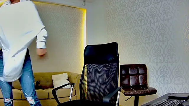 MaxKaiden online show from 03-03-26, 05:36