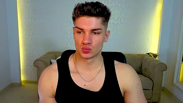 Snapshot of MaxKaiden chatting on 04-26-26, 10:12 MaxKaiden online show from 04-26-26, 10:12
