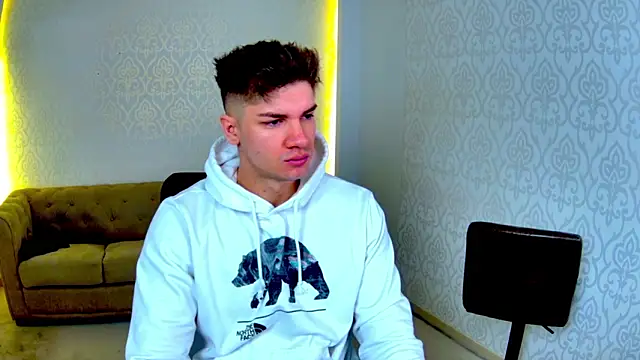 MaxKaiden online show from 03-01-26, 05:29