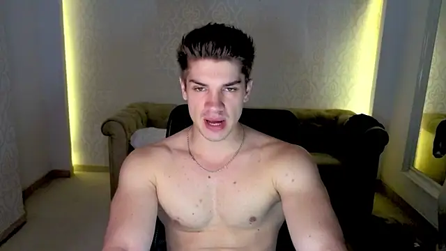 Snapshot of MaxKaiden chatting on 06-07-26, 04:18 MaxKaiden online show from 06-07-26, 04:18