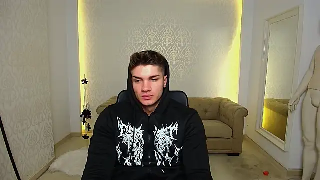 MaxKaiden online show from 11-10-25, 05:45