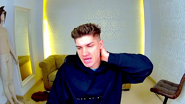 MaxKaiden online show from 02-17-26, 05:16