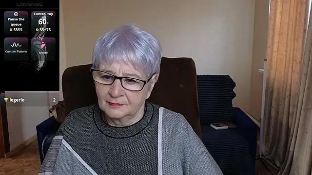 Sandra Snowflake online show from 03-30-26, 04:14