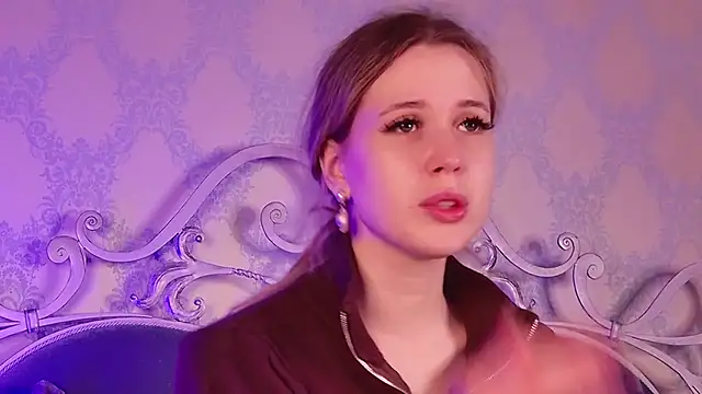 BECKI VRES online show from 11-10-25, 08:47