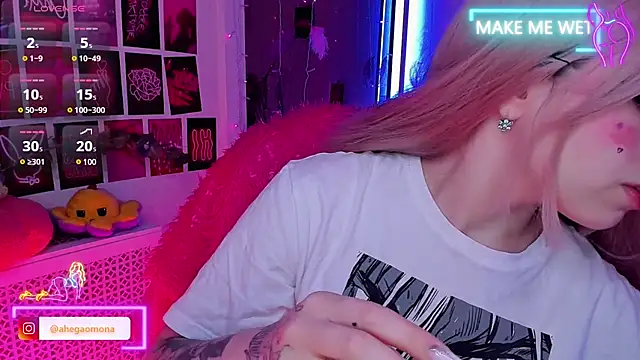 Sparkle Mona online show from 03-16-25, 02:21