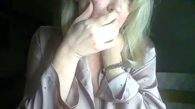 Snapshot of Mary888x chatting on 03-02-25, 08:57 Mary888x online show from 03-02-25, 08:57
