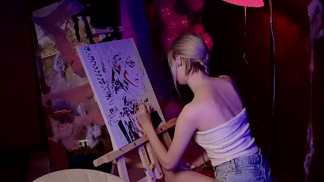 aishiro online show from 10-30-25, 08:01