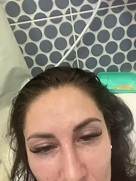 Veronicavirus online show from 02-16-25, 04:32