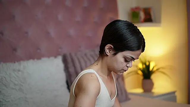 MaiaMini online show from 09-22-25, 06:36