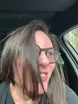 Snapshot of AvaFlowers6 chatting on 02-16-26, 09:19 AvaFlowers6 online show from 02-16-26, 09:19