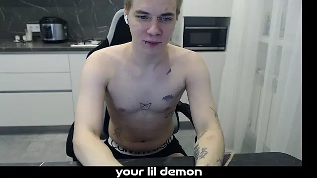 yourlildemon online show from 02-18-26, 06:26