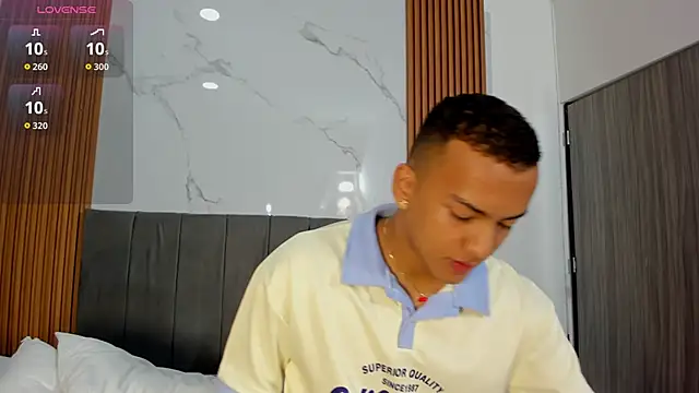 Snapshot of Rafa2004Cruz chatting on 10-12-25, 02:51 Rafa2004Cruz online show from 10-12-25, 02:51