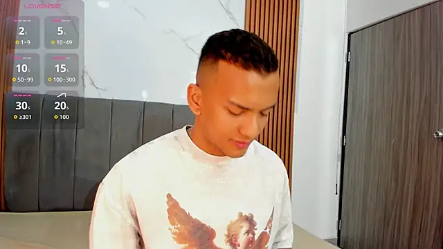 Snapshot of Rafa2004Cruz chatting on 10-03-25, 07:26 Rafa2004Cruz online show from 10-03-25, 07:26