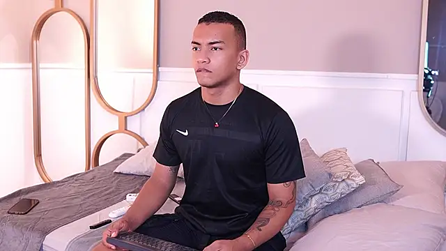 Rafa2004Cruz online show from 02-07-26, 12:02