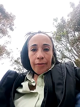 Coeur de luxure online show from 10-14-25, 06:19