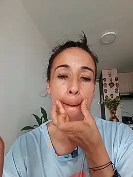 Coeur de luxure online show from 11-17-25, 02:32