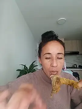 Coeur de luxure online show from 11-04-25, 06:22