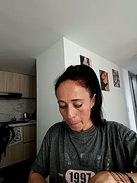 Coeur de luxure online show from 10-04-25, 07:59