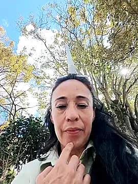 Coeur de luxure online show from 11-22-25, 06:07