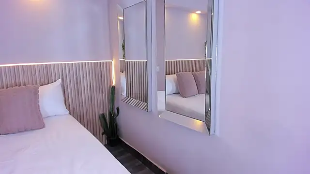 GeorginaReyes online show from 04-07-26, 10:55