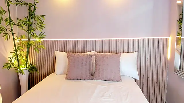 GeorginaReyes online show from 03-19-25, 10:42