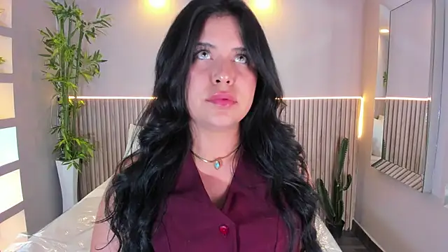 GeorginaReyes online show from 12-20-25, 10:45