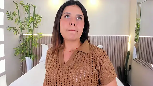 GeorginaReyes online show from 06-25-26, 11:54
