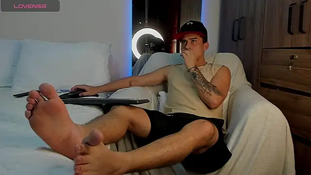 mattiwsmorris  online show from 04-14-26, 11:43