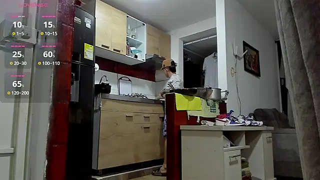 mattiwsmorris  online show from 10-22-25, 04:34