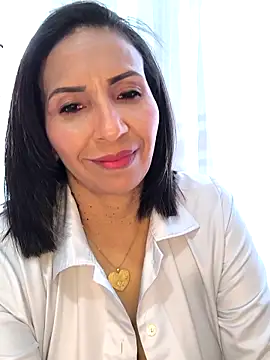 Mrsvictoriaaa online show from 10-29-25, 07:35