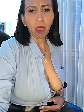 Mrsvictoriaaa online show from 07-12-26, 07:15