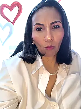 Snapshot of Mrsvictoriaaa chatting on 02-07-26, 07:11 Mrsvictoriaaa online show from 02-07-26, 07:11