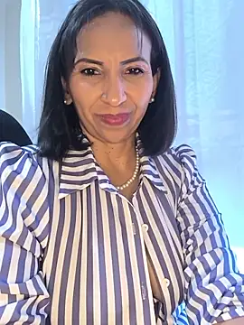 Mrsvictoriaaa online show from 06-04-26, 08:35