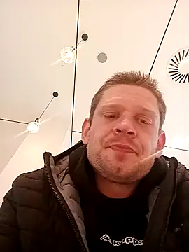 VickyDevilEU online show from 10-18-25, 02:19