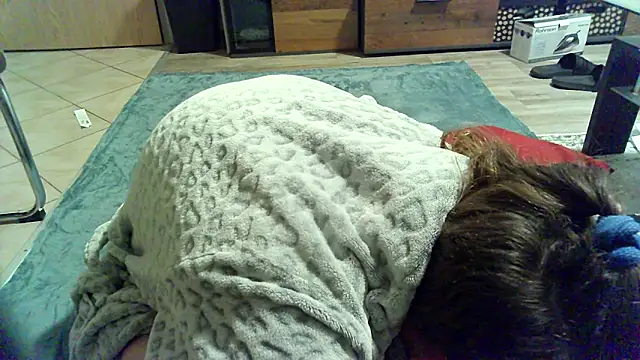 VickyDevilEU online show from 01-24-25, 06:57