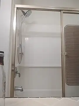 Snapshot of KingSlim56 chatting on 09-30-25, 02:01 KingSlim56 online show from 09-30-25, 02:01